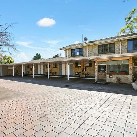 Motel Glenworth Тувумба Екстер'єр фото